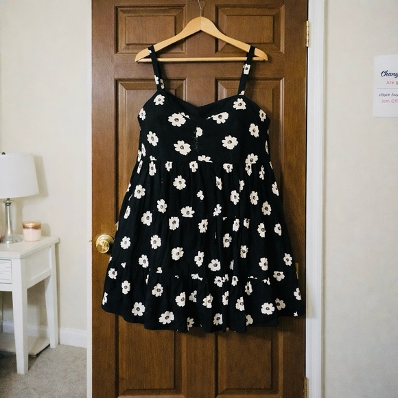 Torrid Black and White Floral Mini Dress - Picture 9 of 9